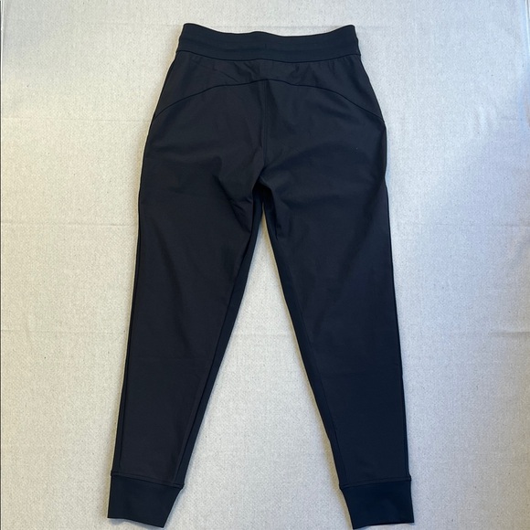 Athleta Headlands Hybrid Trek Jogger Size 4 Black Zip Pocket - Picture 6 of 8